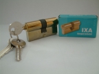 K04432 - CILINDERBETT SKIN-P IXA 30/30 - 30/30 zrbett 3 kulccsal, srgarz kivitel, dobozos csomagolsban, beltri hasznlatra